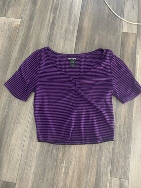 Hot Topic Purple and Black Striped Short Sleeve Crop Top